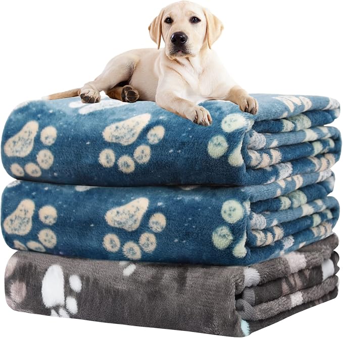Rezutan Premium Dog Blankets for Large Dogs & Cat Flannel Blanket Washable by Rezutan