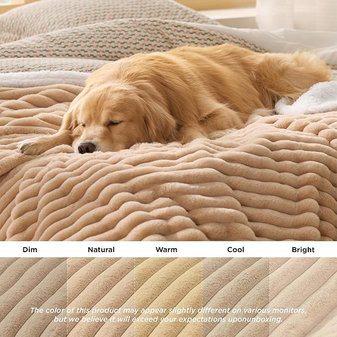 Bedsure ComfyFleece™ Waterproof Dog Blankets - Image 5